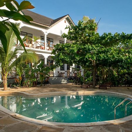 Yasa Boutique Hotel นูงวี ภายนอก รูปภาพ